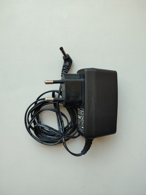 Adaptér AC SEF0900100E1BA